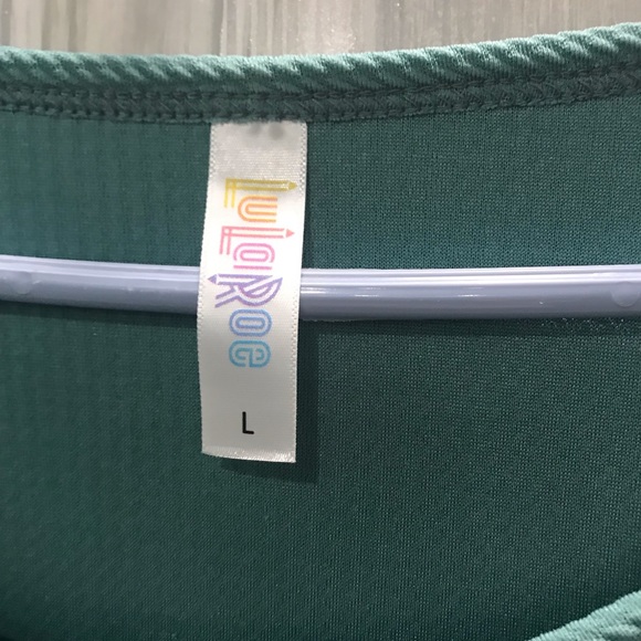 Lularoe Lynnae Long Sleeve Top Green Size Large - Picture 2 of 4